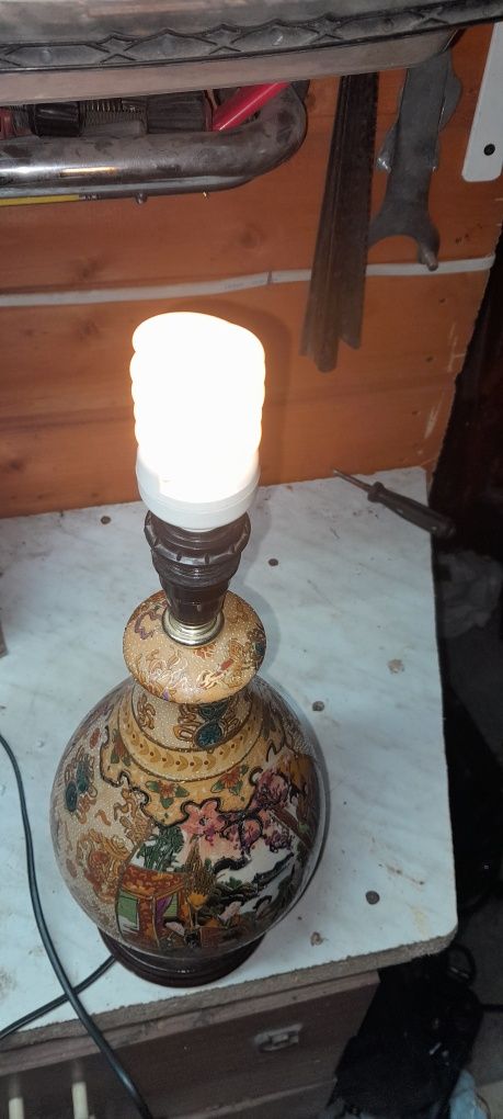 Lampa dekoracyjna Plus wazon i kufel indie