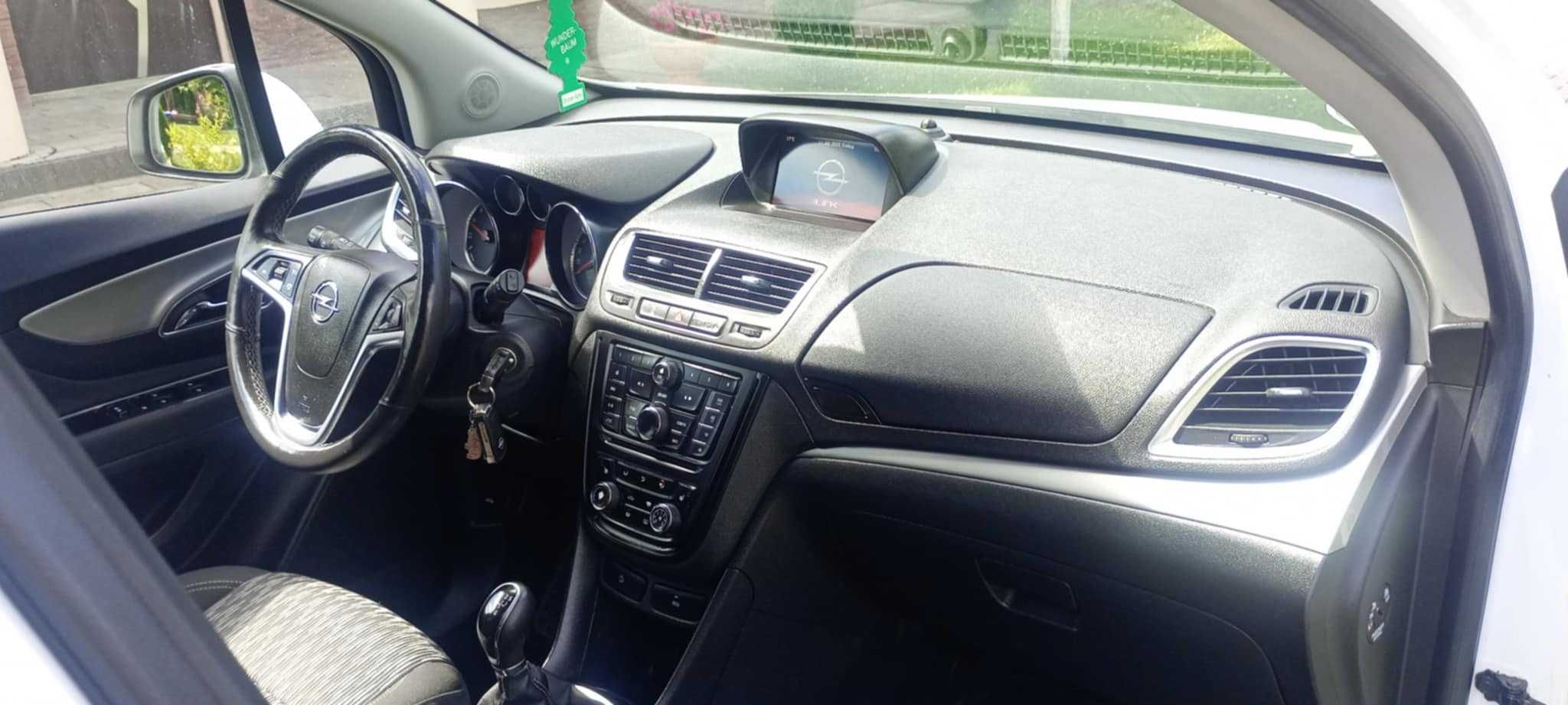 Opel Mokka 1.6 Benz zwykły biała alu 18 śliczna pełen serwis z Niemiec