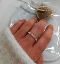 Elastyczny pierścionek z naturalnych kamieni