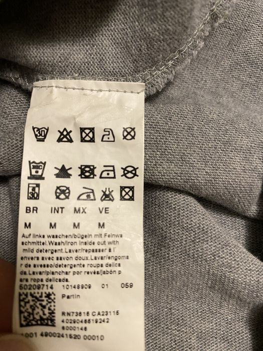 Лонгслив Hugo Boss.