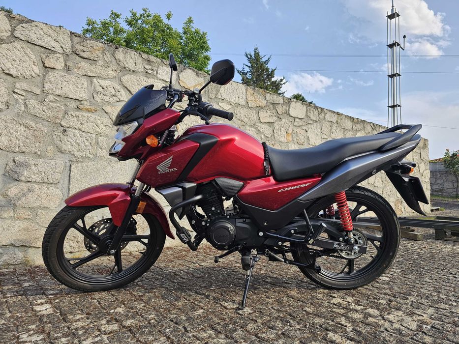 Honda CBF 125 como nova
