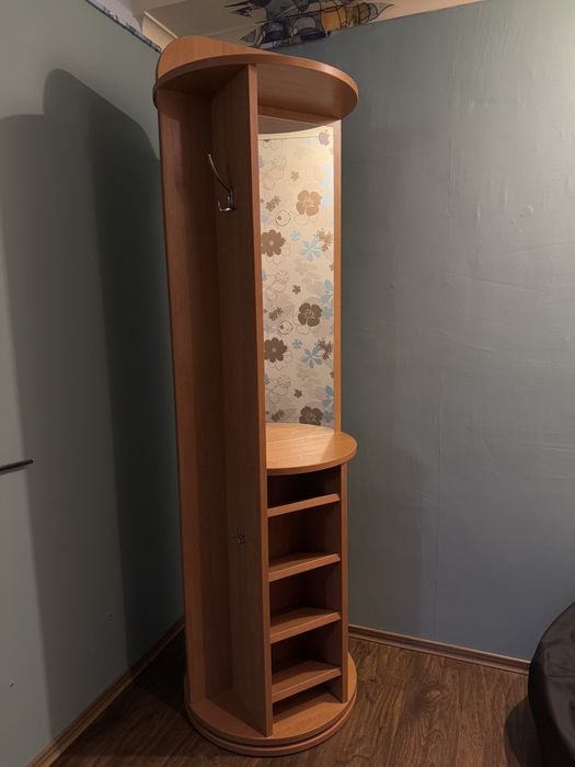 Шафа в передпокій