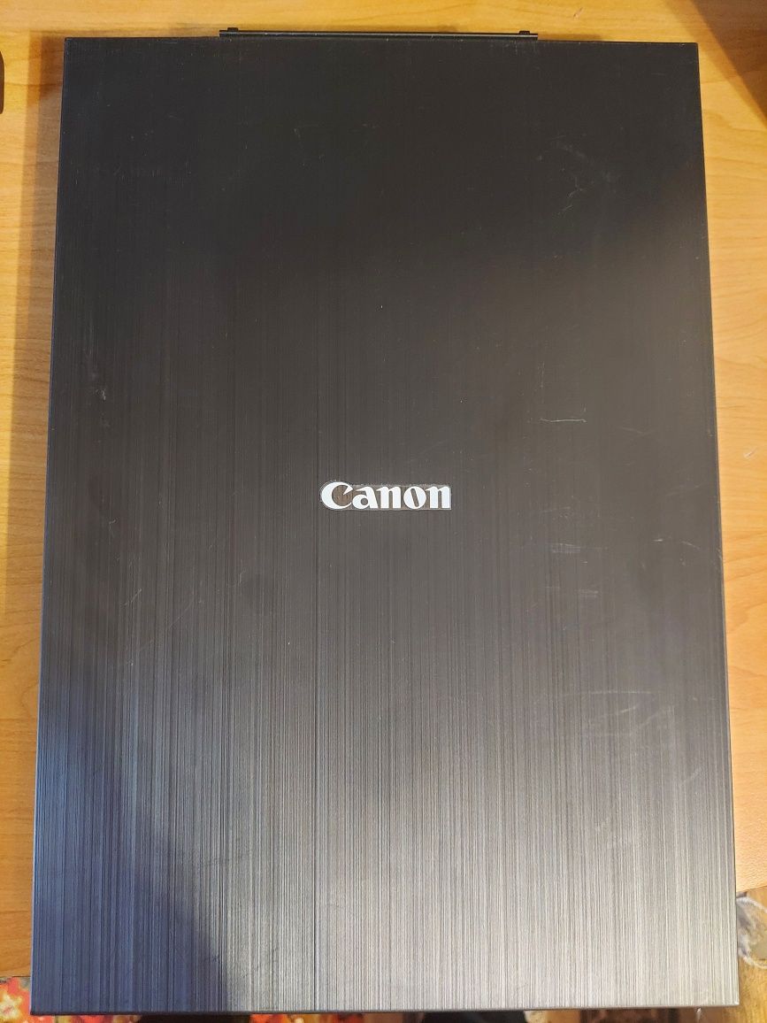 Сканер Canon LIDE 400