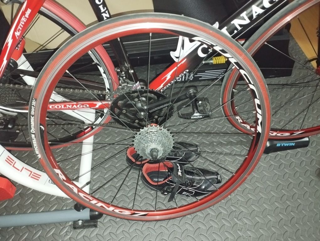 Bicicleta estrada Colnago + Rolo Elite