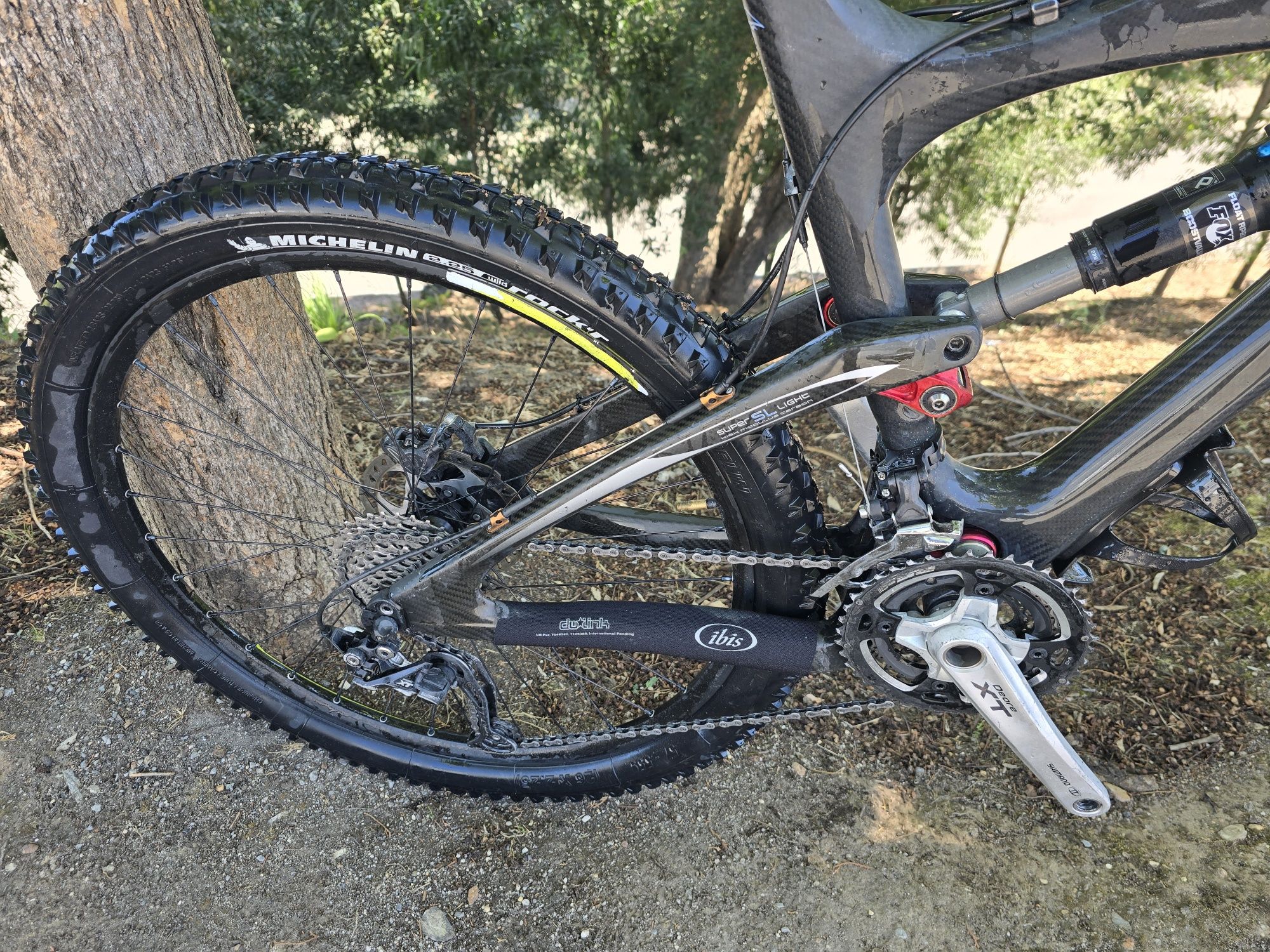 Btt carbono suspensao total batataa