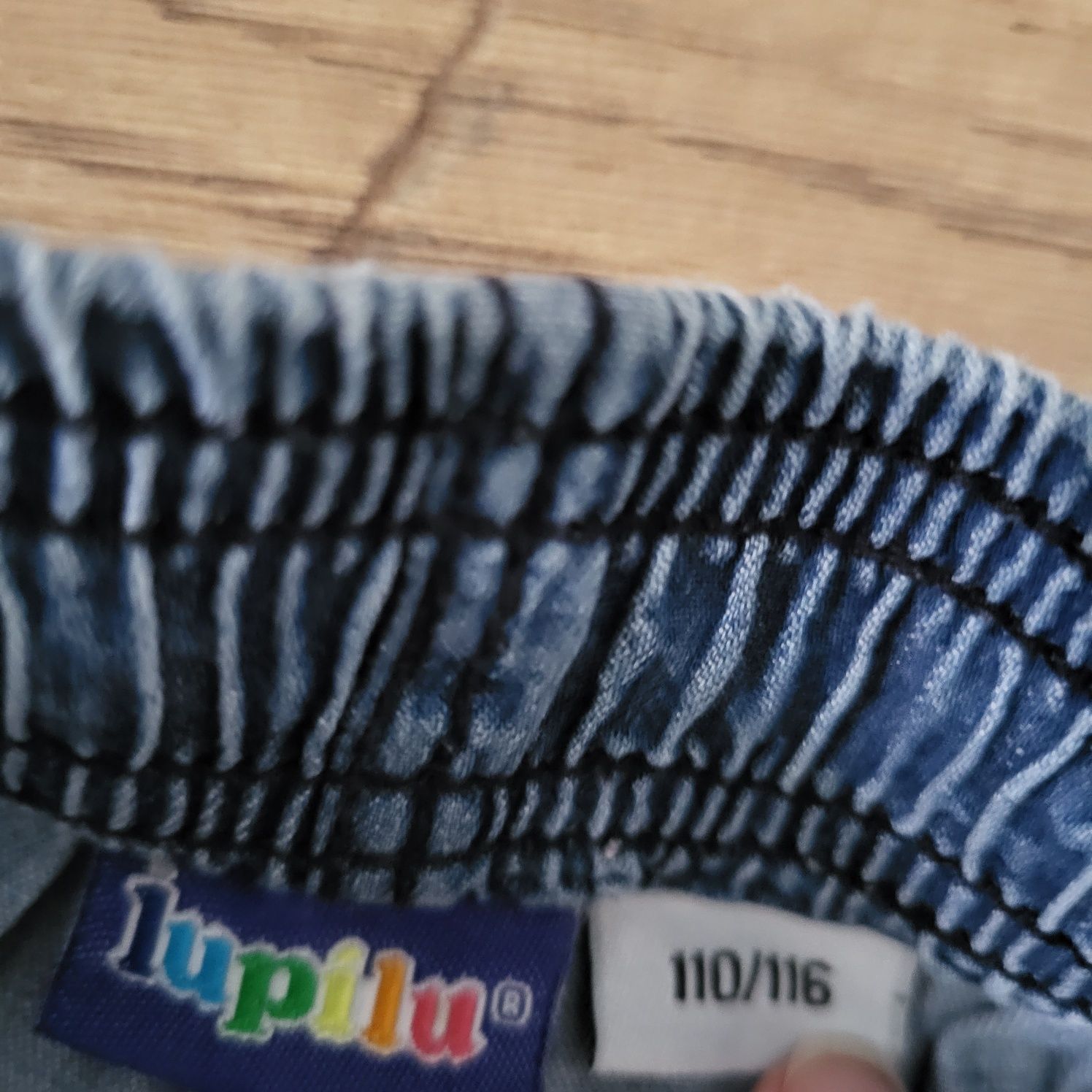 Spodenki krótkie chłopięce r.110/116 Lupilu, materiał cienki jeans