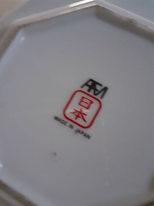 Conjunto de jarro, prato e taça