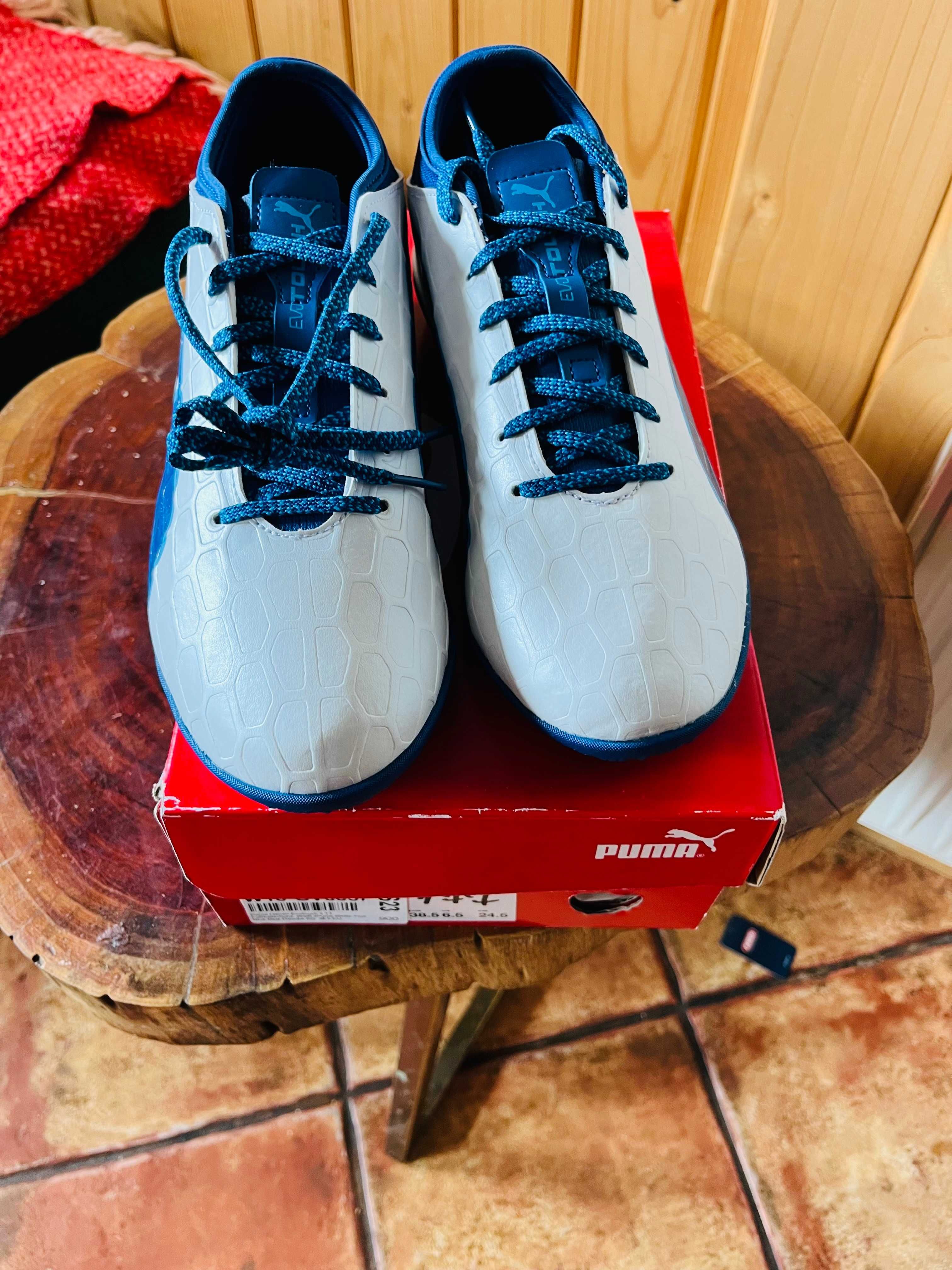 Puma Męskie Buty Piłkarskie Evotouch 3 Tt roz.38,5  24,5cm