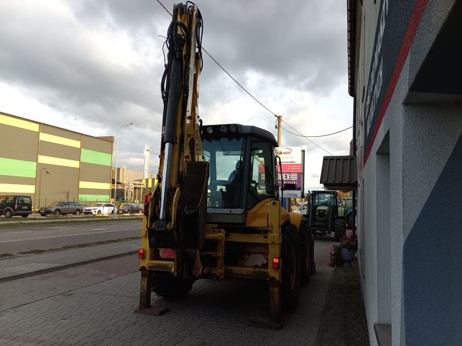 Koparko-ładowarka NEW HOLLAND LB115B