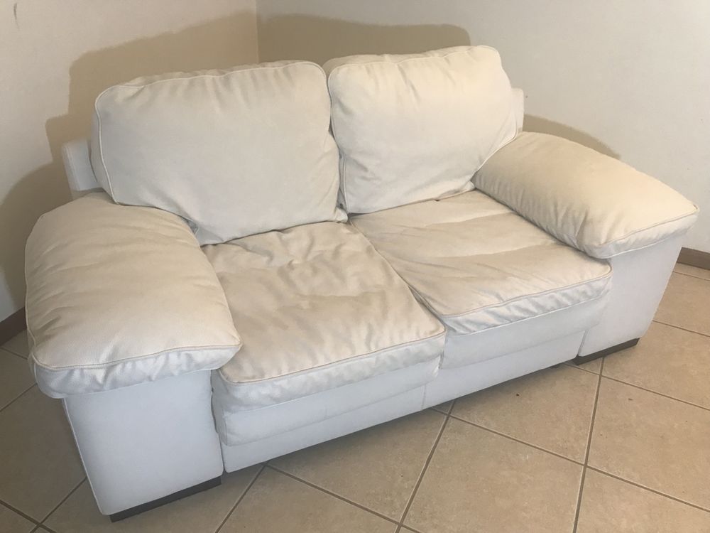 Sofa em pele 2 lugares branco