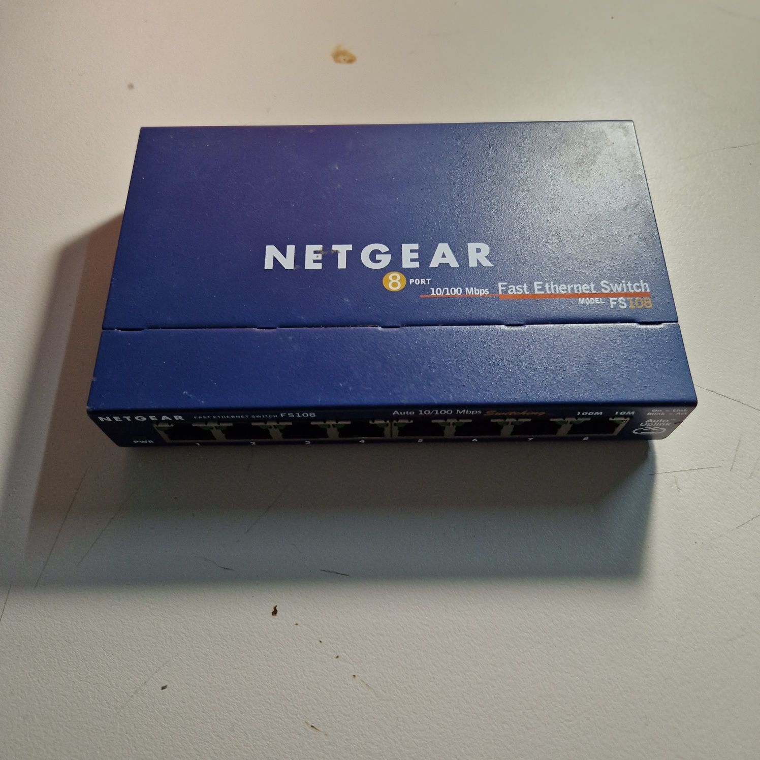 Netgear Switch 10/100 mbps