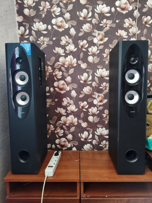 Продам акустическу систему