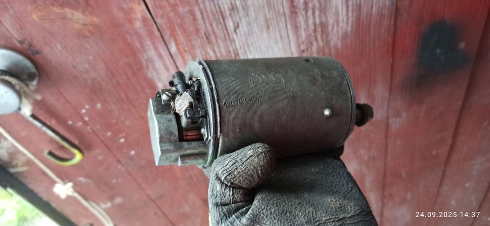 ORYG Prądnica P9a JUNAK M10 Elmot fabryczna Dynamo 6V 7,5A