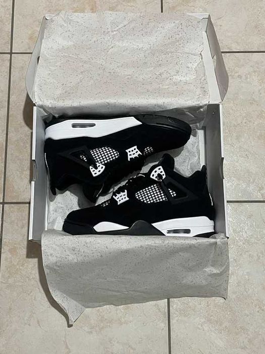 Buty meskie Mokasyny Jordan_4_Retro_White_Thunder R.40