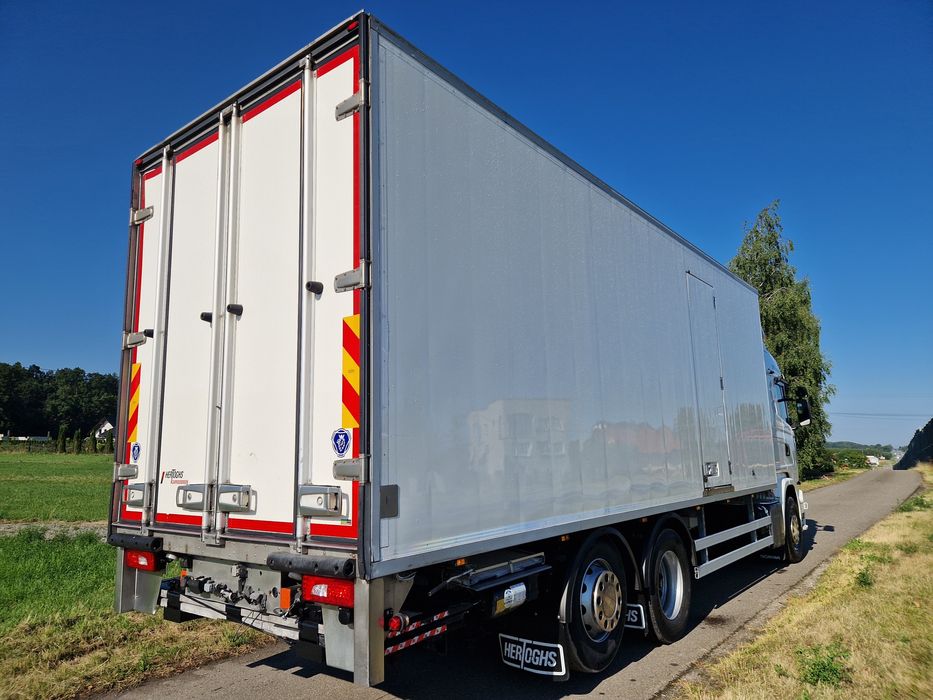 Bez EGR, kamery, winda, chlodnia, kontener, izoterma,