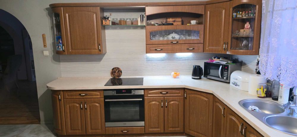 Meble kuchenne narożne