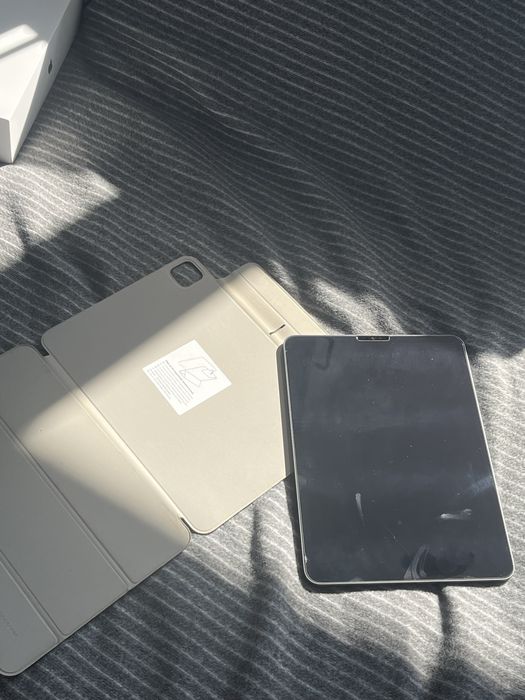 iPad Pro M1 (2021) – 8GB / 128GB