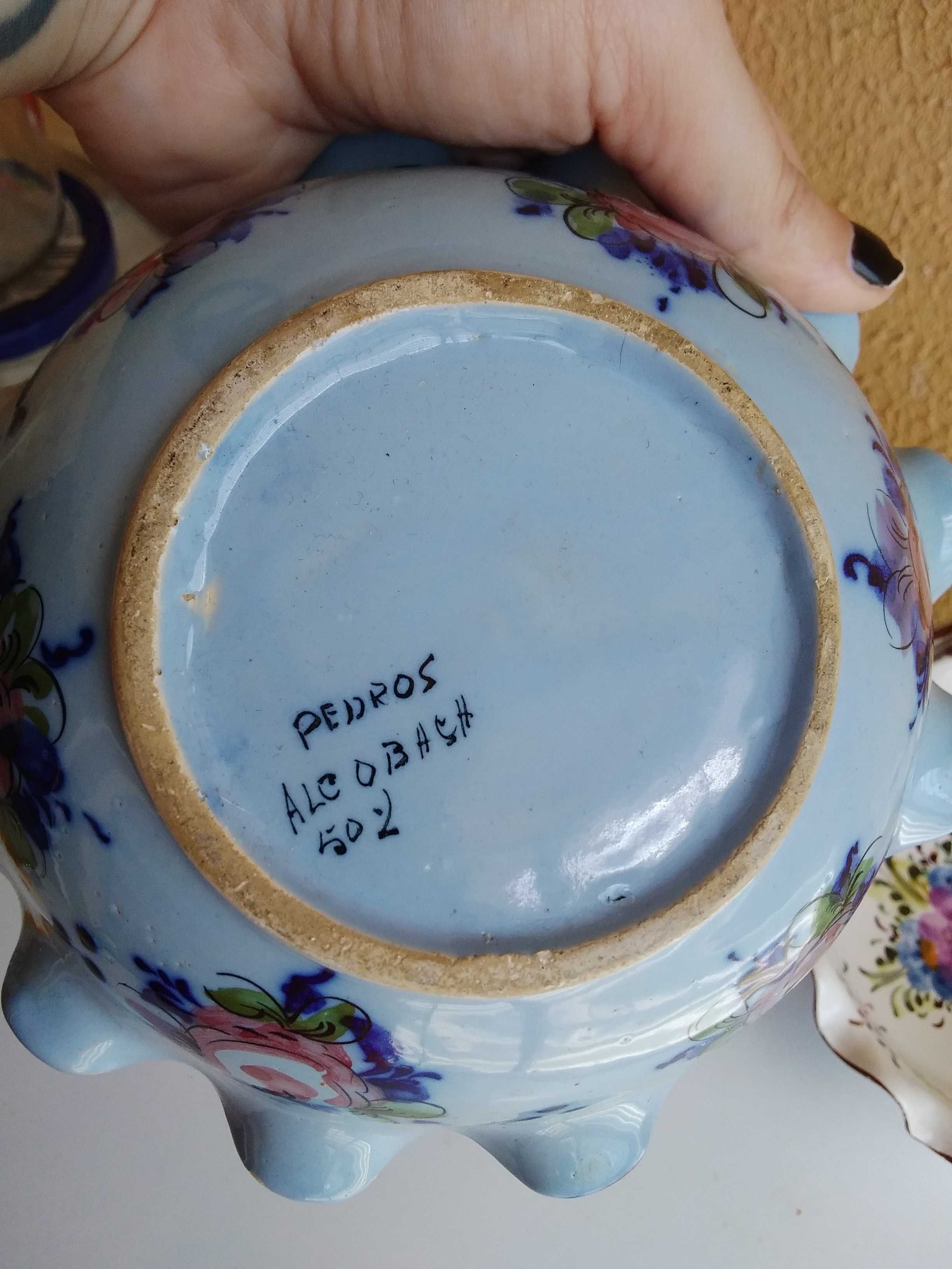 Duas cestas em cerâmica 5€
