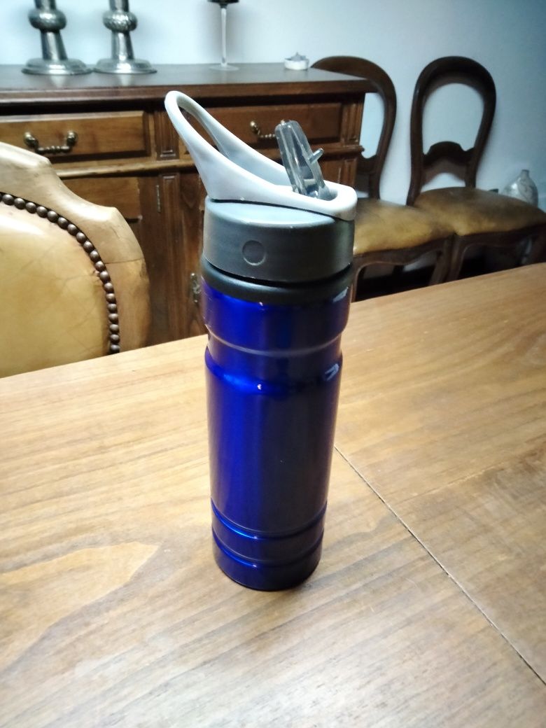Garrafa de água reutilizavel