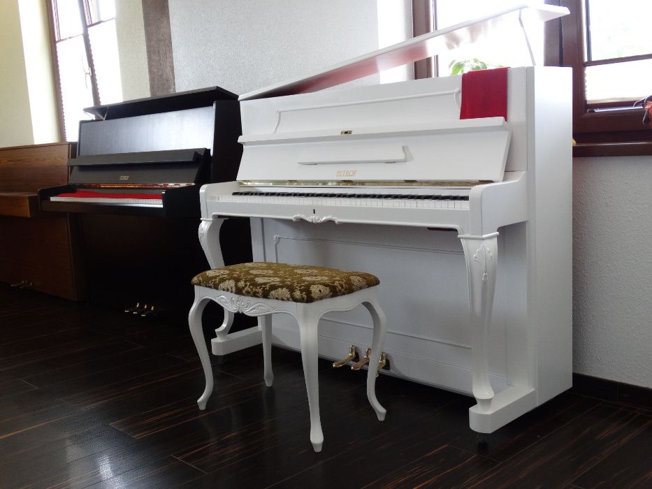 pianino biale Petrof bdb od PianoDesign