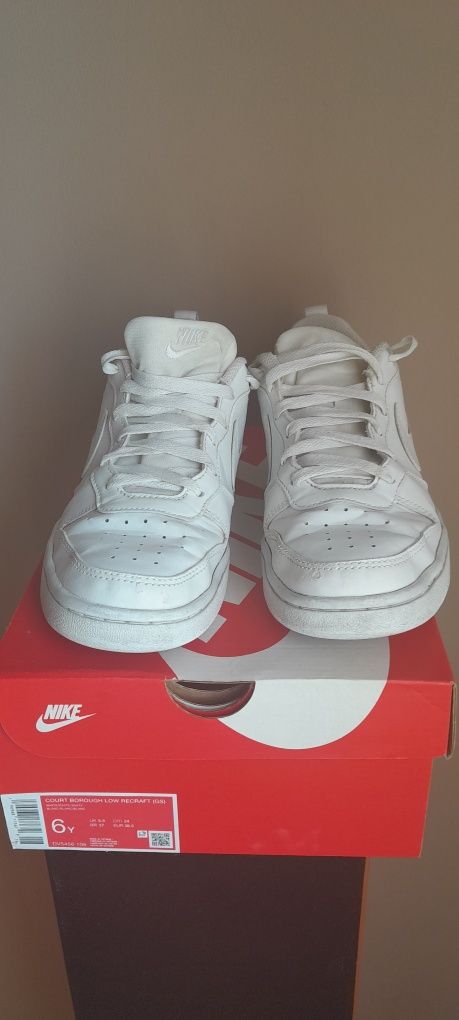 Buty Nike Court rozmiar 38,5 pudełko