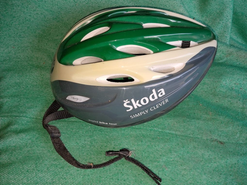 Capacete bicicleta skoda