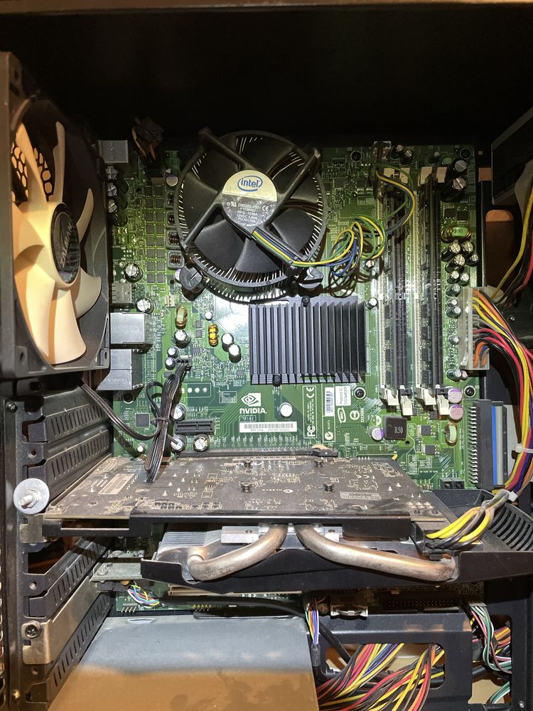 2 Komputery | Asus HD6770 | Nvidia 650i | Geforce GTX580
