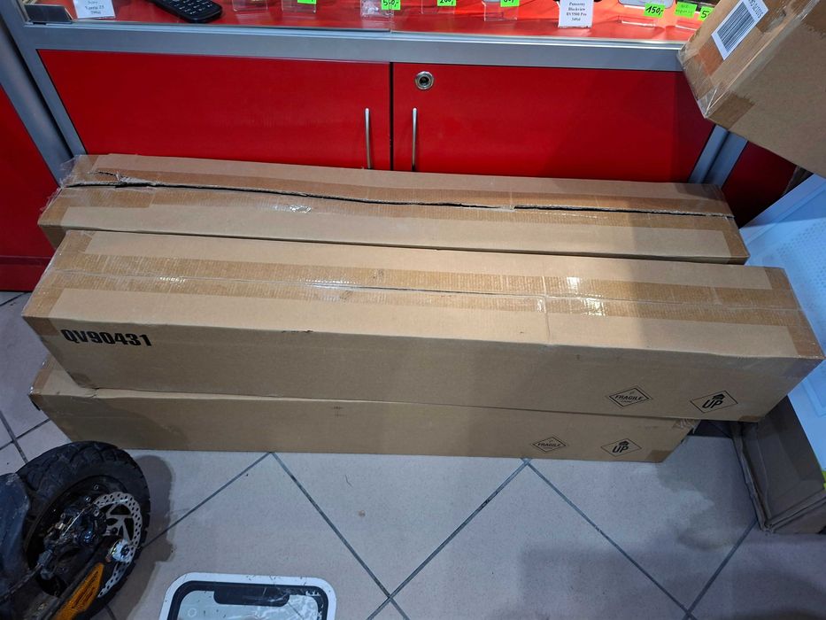 Nowe nożyce akumulatorowe Baricus PLYL-113 na wysięgniku teleskopowe