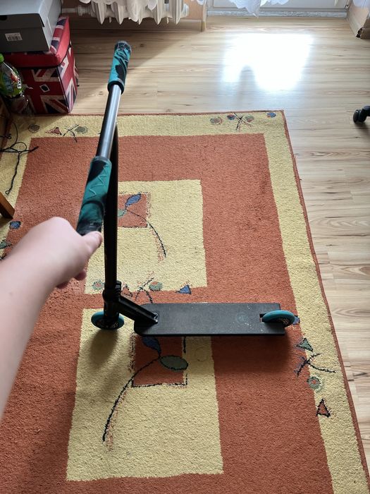 Chulajnoga wyczynowa Movino Maniac (Niebieska)