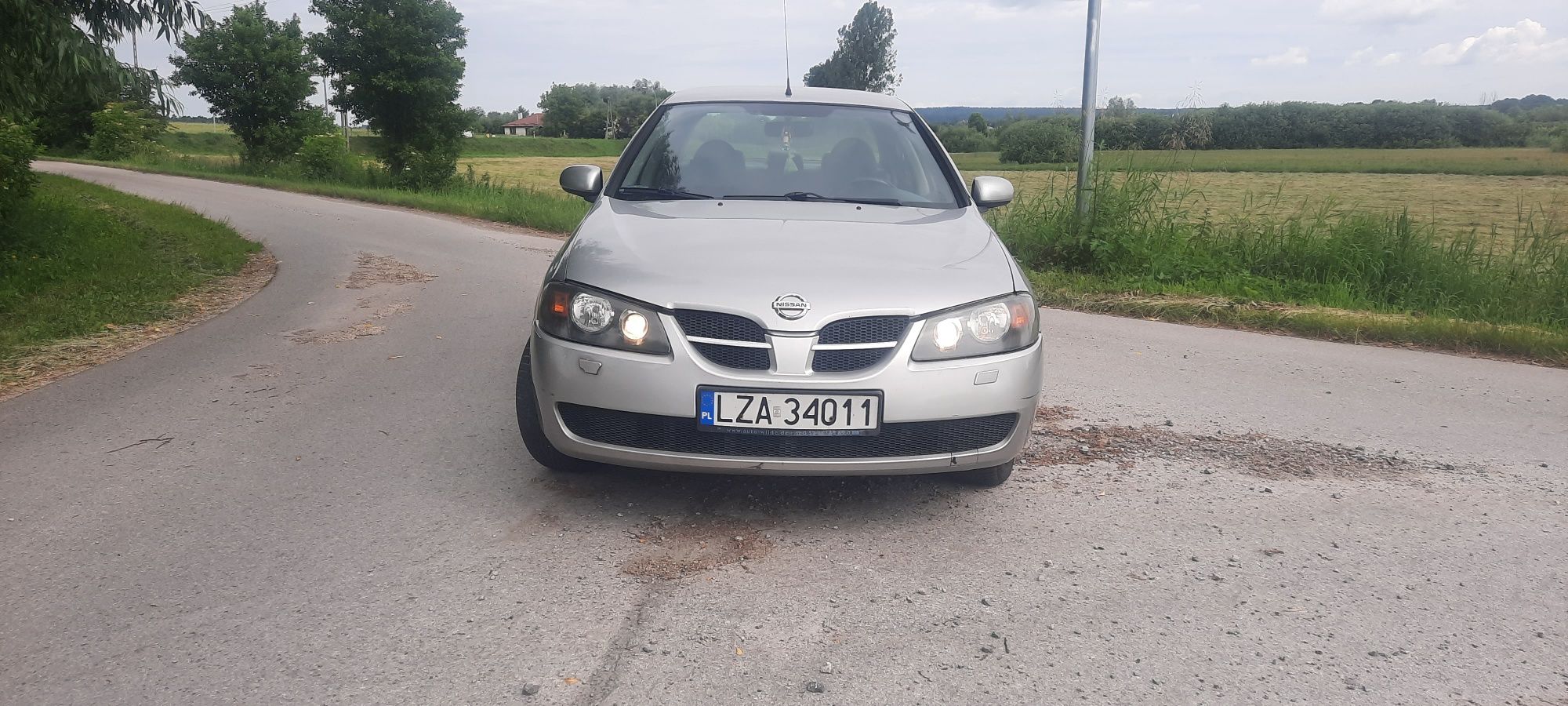 Nissan almera 1.5 gaz sprawna klimatyzacja