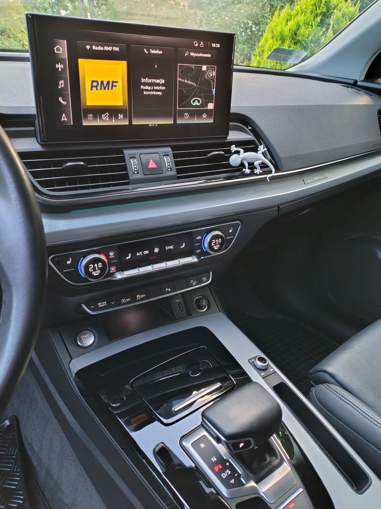 Audi Q5 40 TDI quattro S-Line 204KM, przebieg 43589km,