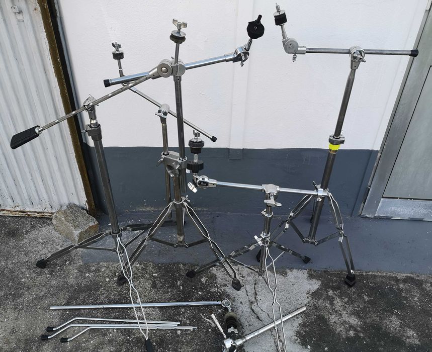 Micros, Bucais e Tripés, Multicabo;  Abafadores; Trolley