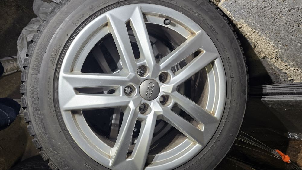Orginalne felgi Audi 17 - 5 szt.