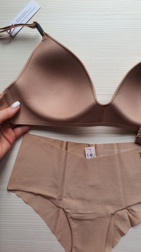 Бюстгальтер топ Victoria's Secret