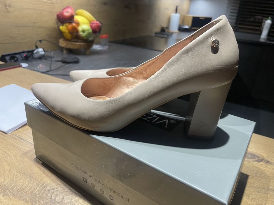 Czółenka szpilki obcasy venezia cieliste beżowe