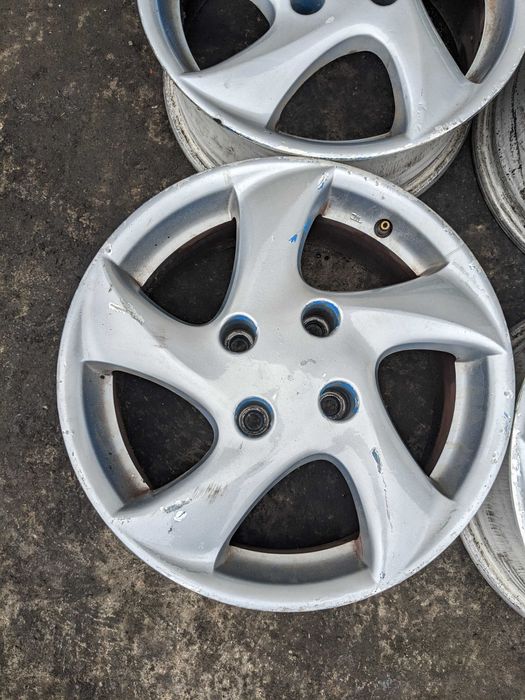 Felgi Aluminiowe Alu Alufelgi 4x108 15' 6J ET 28 Peugeot