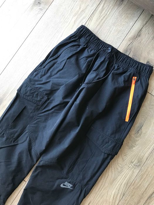 Spodnie dresowe Nike Air Max rozm. S ( nowa kolekcja)