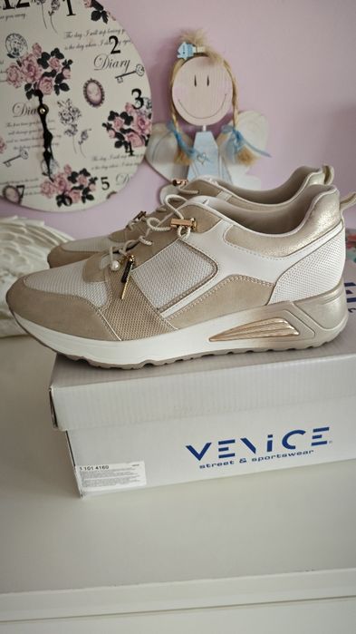 Buty beżowe kremowe adidasy buty sportowe sneakersy 42