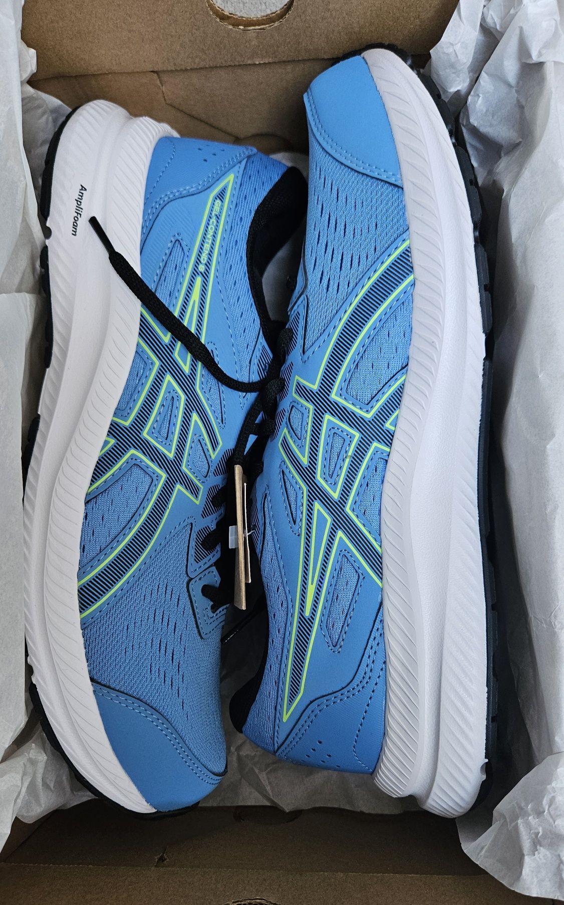Wyprzedaż!!! Buty do biegania męskie.  Asics.  Rozmiar 44