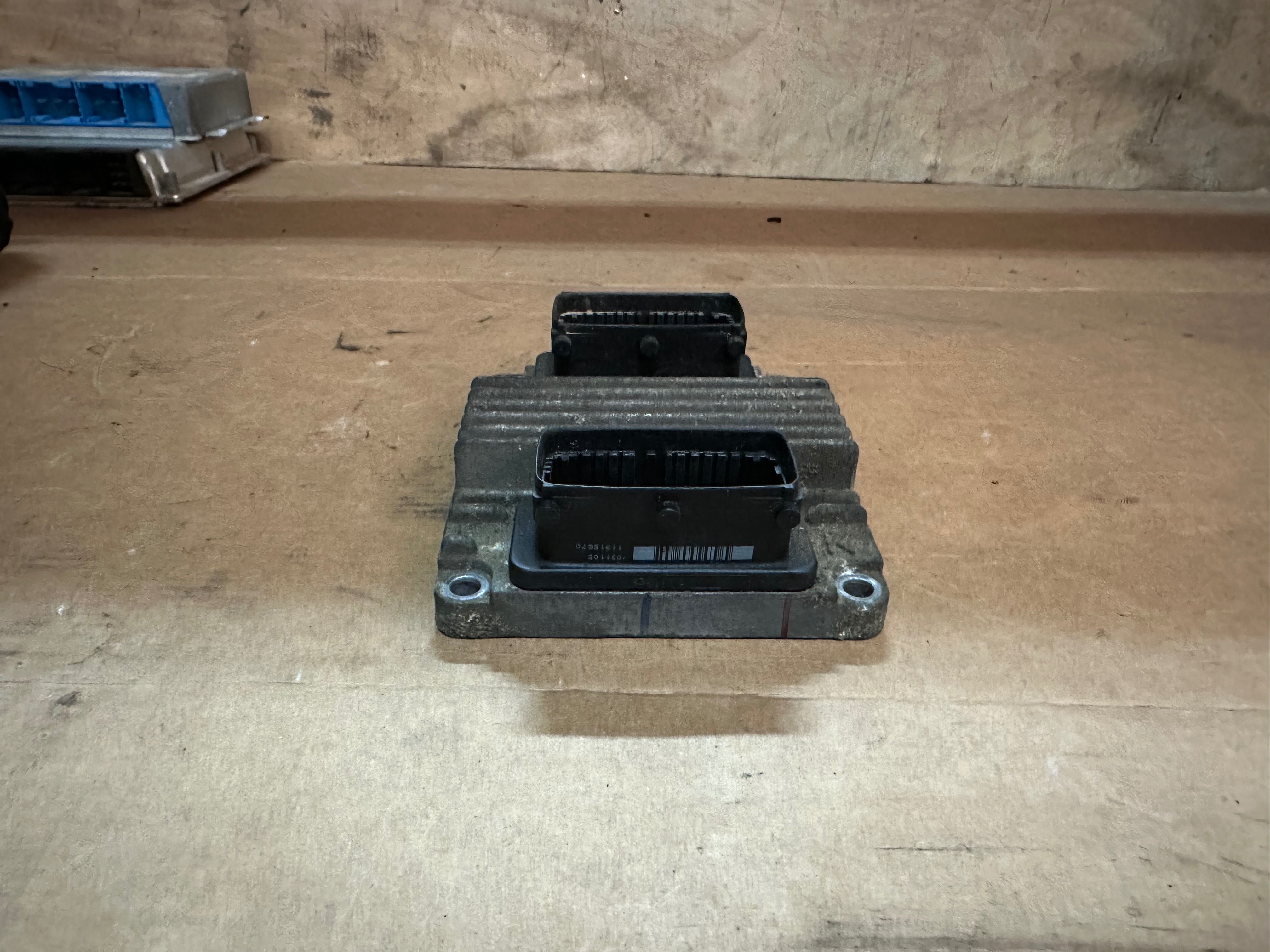 Centralina do motor ECM Opel 1.7 DTI 89735.83774 DELPHI 12237.929
