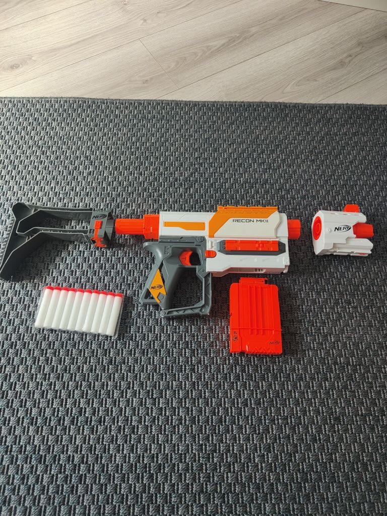 Pistolet Nerf Recon MKII na strzałki