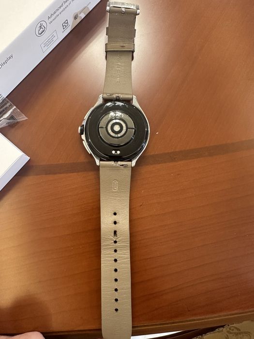 Xiaomi Watch 2 Pro (чорний, LTE, шкіряний ремінець)