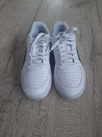 Białe sneakersy puma