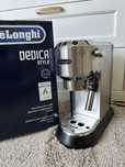 Ekspres kolbowy Delonghi Dedica Style