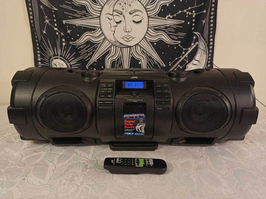 Radioodtwarzacz boombox JVC RV-NB52B + pilot