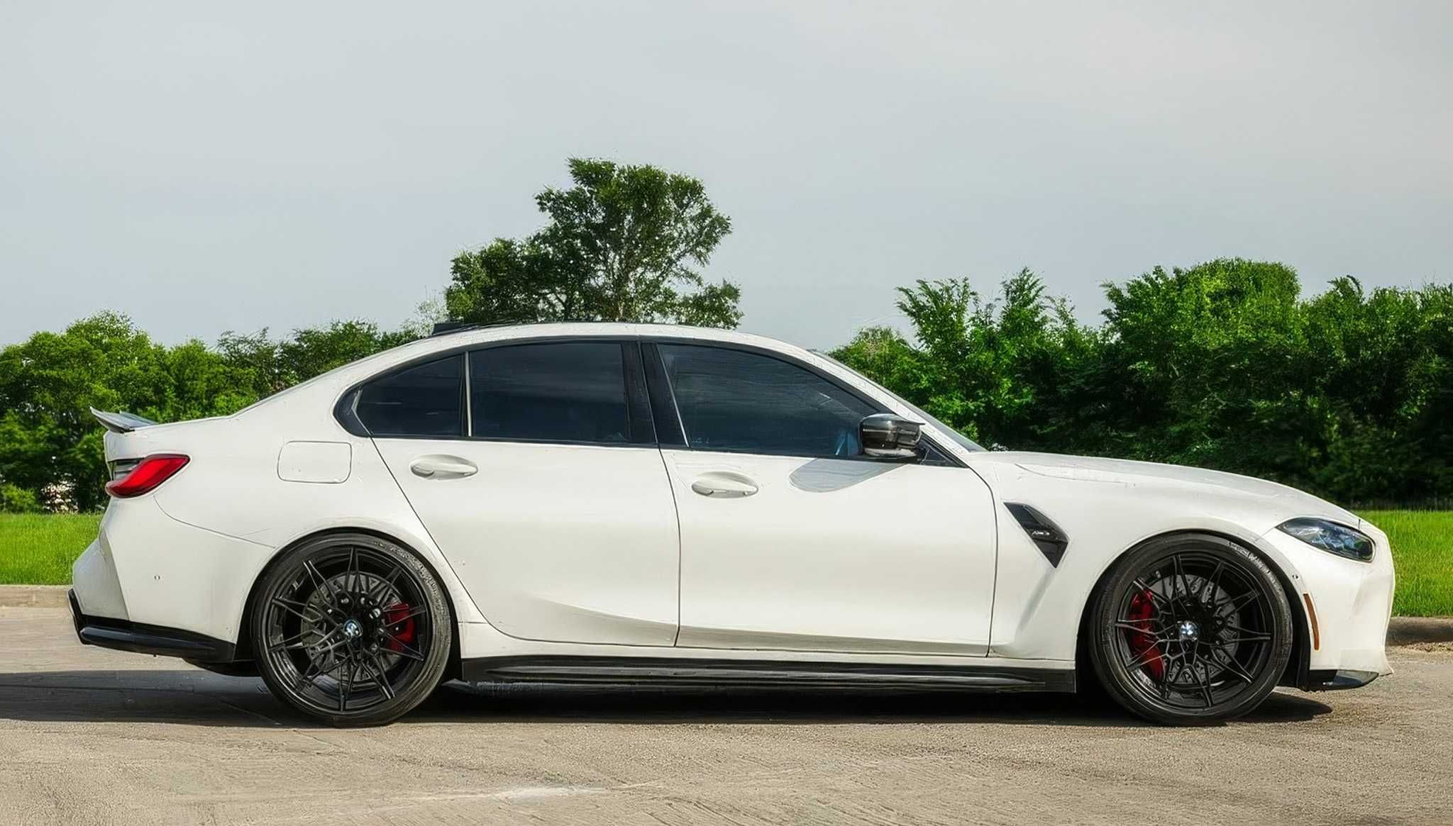BMW M3      2021
