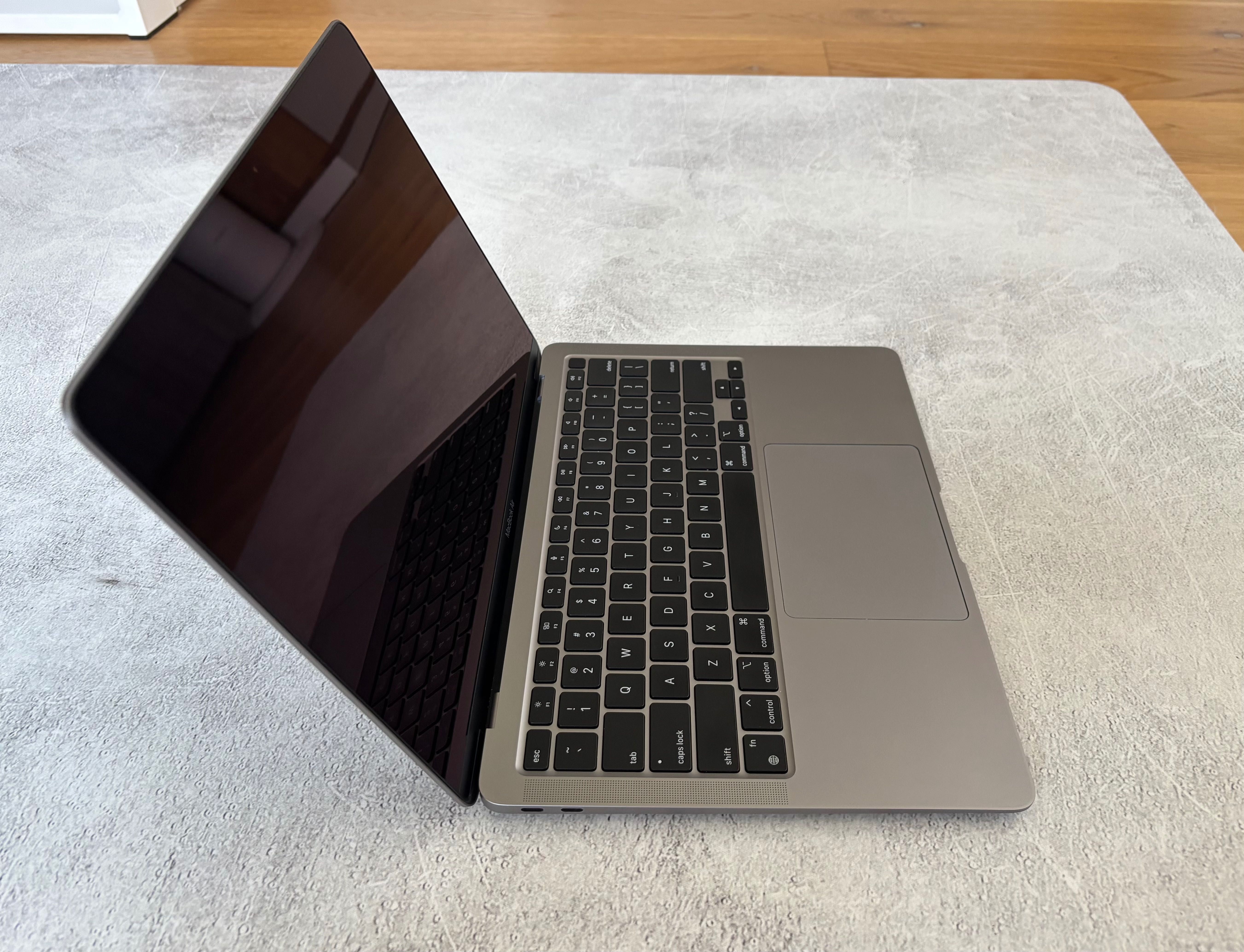 Macbook Air M1 16GB 256GB Space Gray