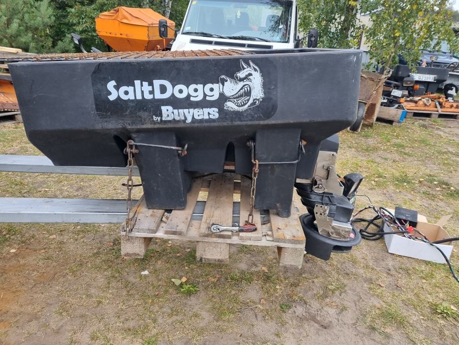Solarka rauch hilltip snoway salt dogg piaskarka posypywarka pickup