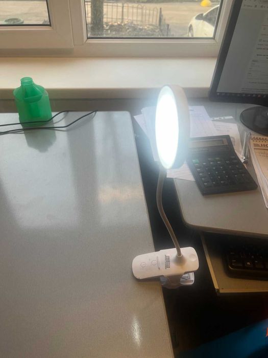 светильник настільний світлодіодний (дуже яркий)