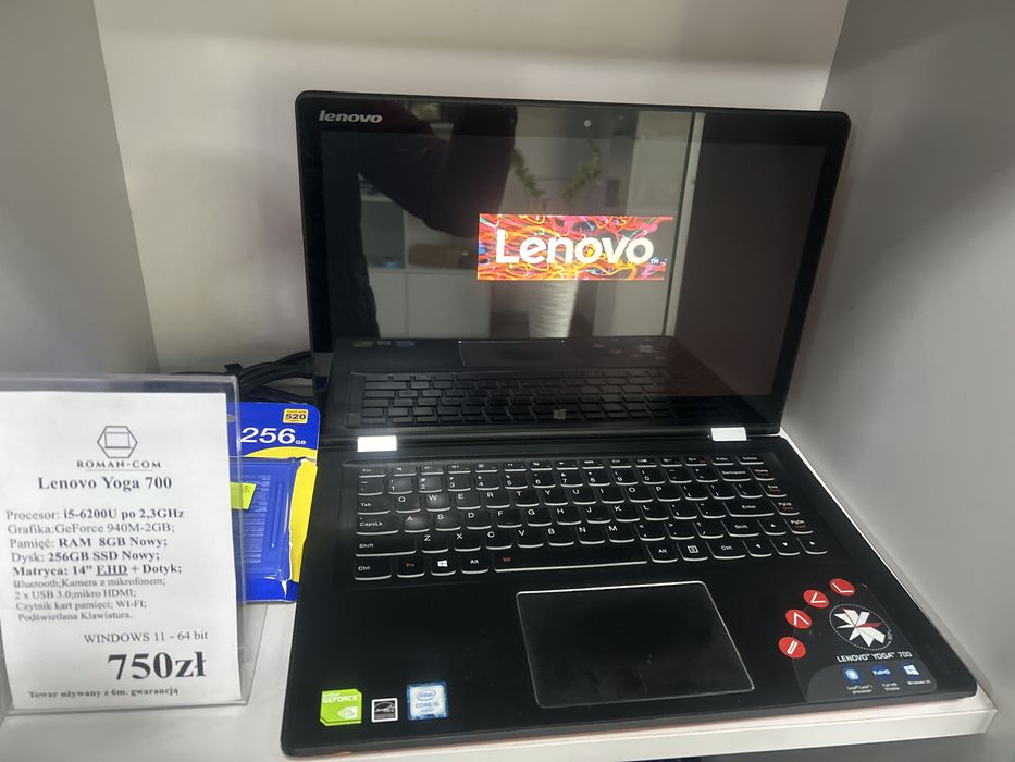 Laptop Lenovo Yoga 700 :SSD 256GB/Ram 8GB/i5-6200 2,3GHz/G.Force 2GB/